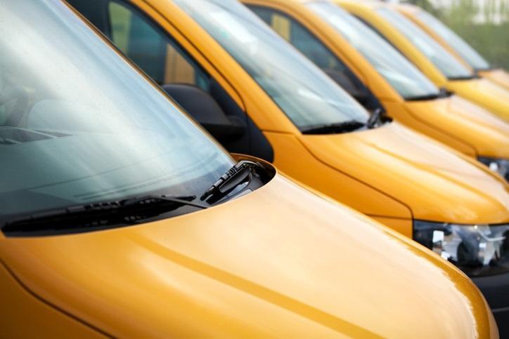 żółta flota pojazdów